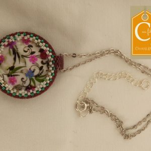 Pendentif nacre fleuri (vendu)