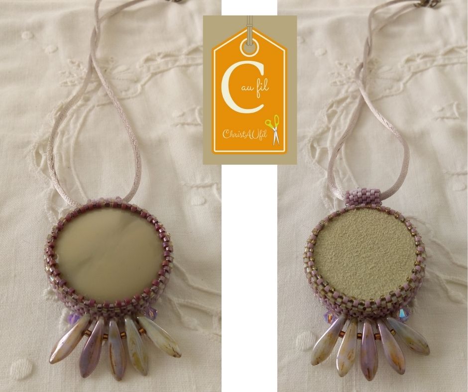 Pendentif bouton ivoire