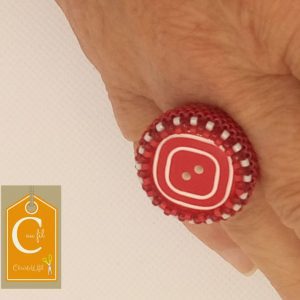 Bague rouge à doubles losanges