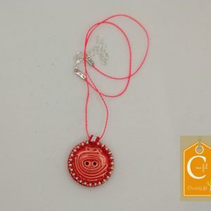 Pendentif bouton rouge avec 2 trous (vendu)