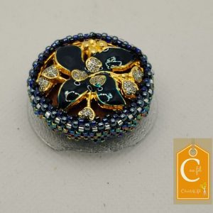 Broche aimantée bouton fleur bleue (vendue)