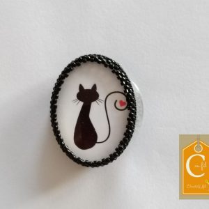 Broche aimantée bouton noir chat amoureux (vendue)