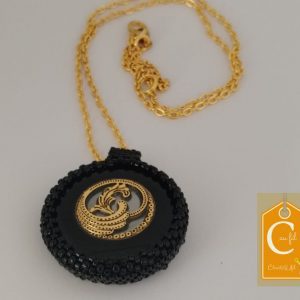 Pendentif bouton noir et or (vendu)