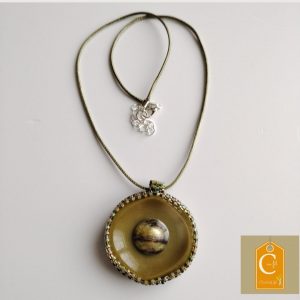 Pendentif bouton vert