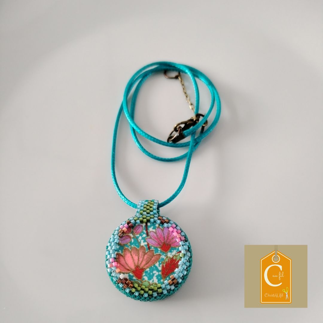 Pendentif bouton bleu turquoise 4 trous – Image 2
