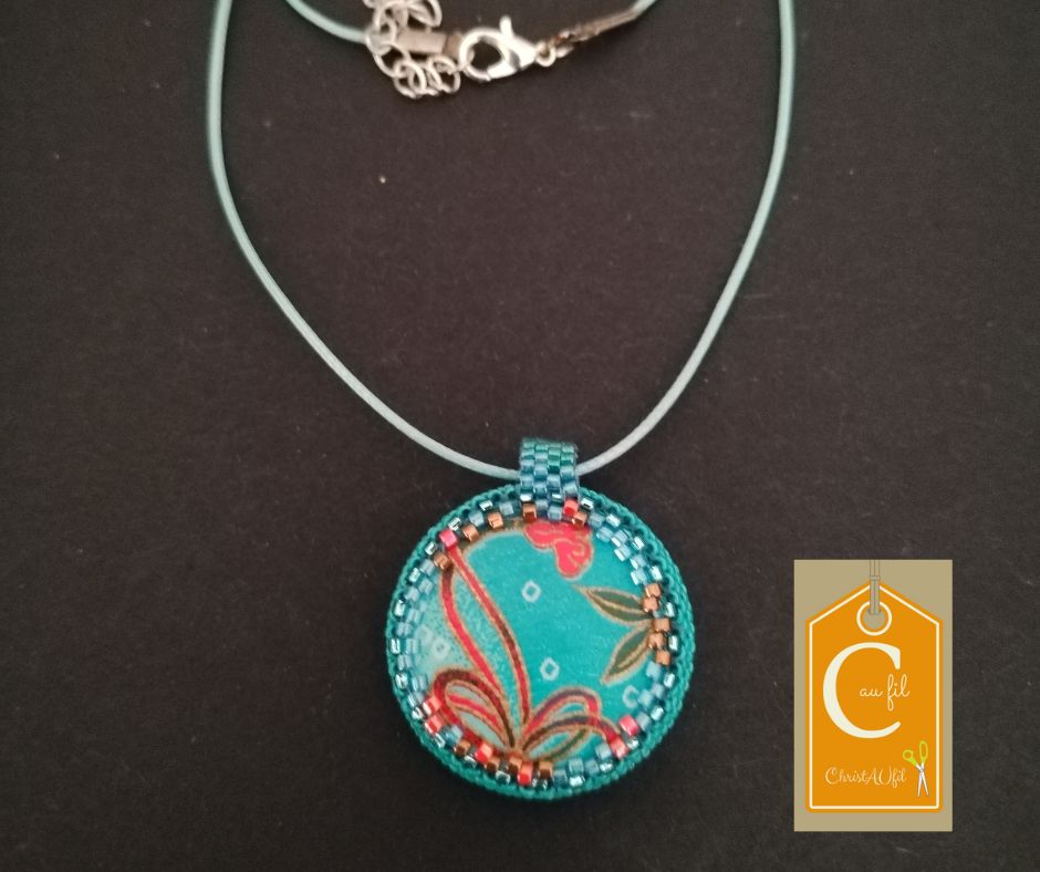 Pendentif bouton bleu vert 2 trous – Image 2