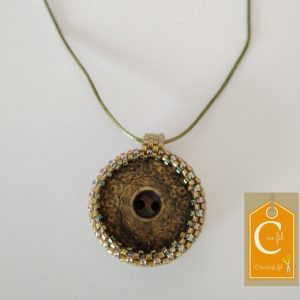 Pendentif bouton bronze avec 2 trous