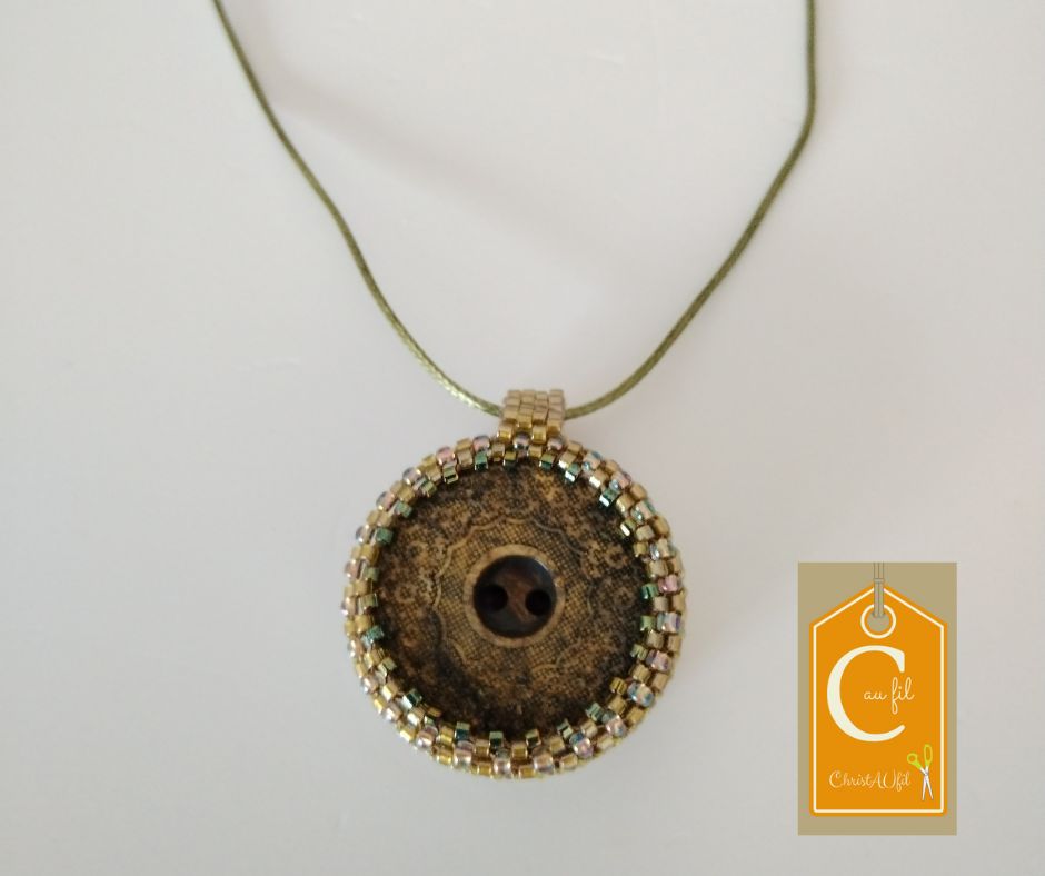 Pendentif bouton bronze avec 2 trous