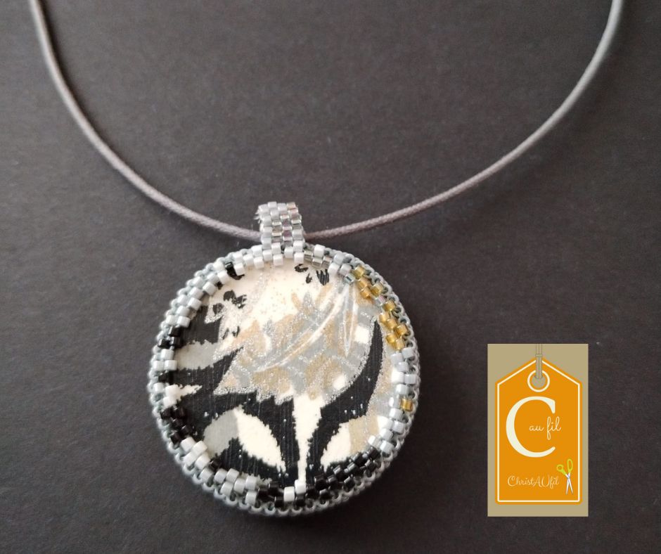 Pendentif bouton porcelaine gris "Sitelle ma Belle" – Image 2